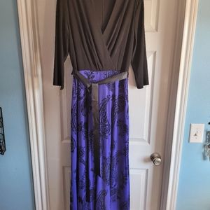 Elegant Paisley Maxi Dress